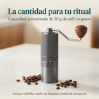 Molinillo manual M1 con información de capacidad aproximada de 30 g y contenido de la compra